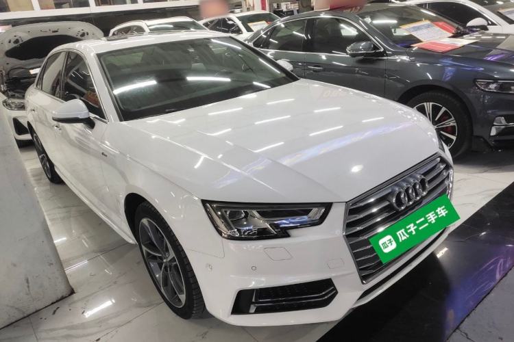 Used Audi A4L 2018 30th Anniversary Edition 40 TFSI Sport Edition
