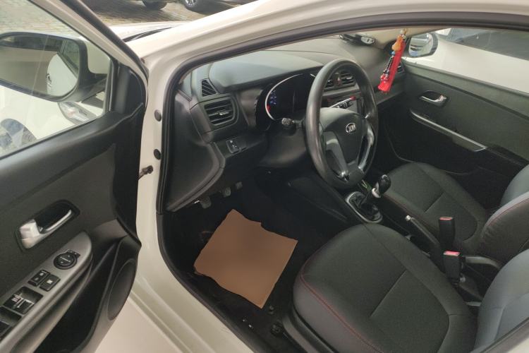 Used Kia K2 2015 Sedan 1.4L MT GLS