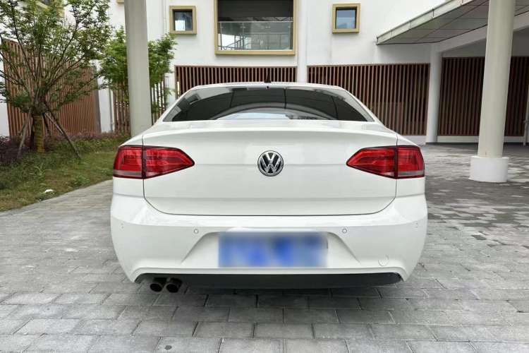 Used Volkswagen Lamando 2017 230TSI DSG Fashion Edition

