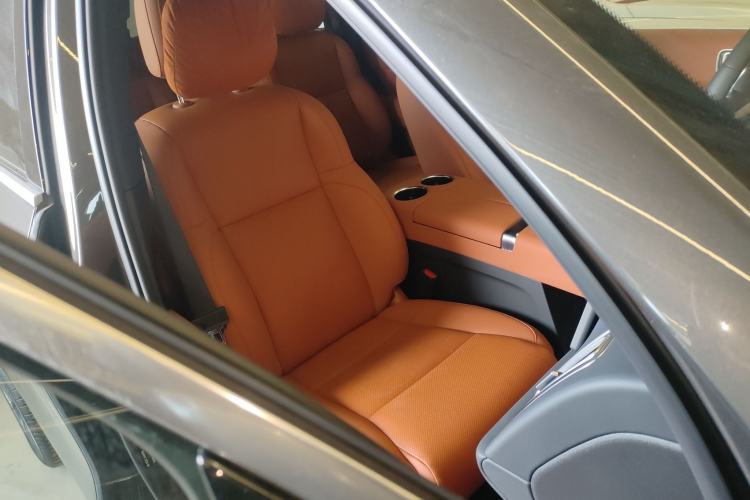 Used Li Auto L8 2025 Ultra Smart Refreshed Edition