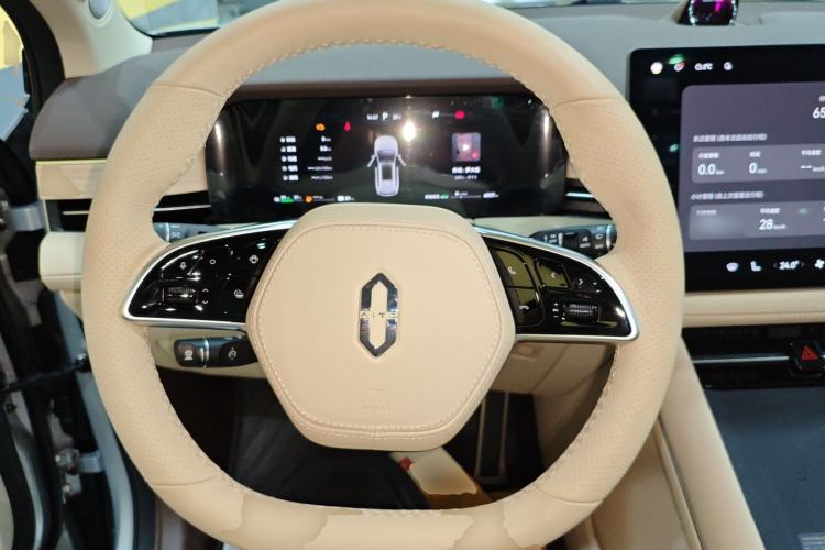 Used Hima AITO M7 2024 1.5T Intelligent Drive 4WD Ultra Version 5 Seats