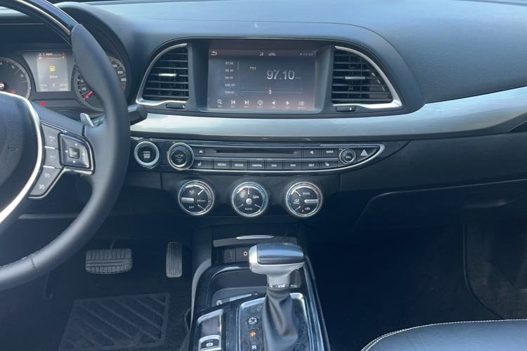 Used GAC Trumpchi GA6 2016 235T DCT Luxury Edition