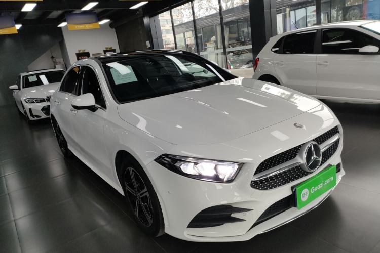 Used Mercedes-Benz A-Class 2022 Revised Version A 200 L Sport Sedan Fashionable Style