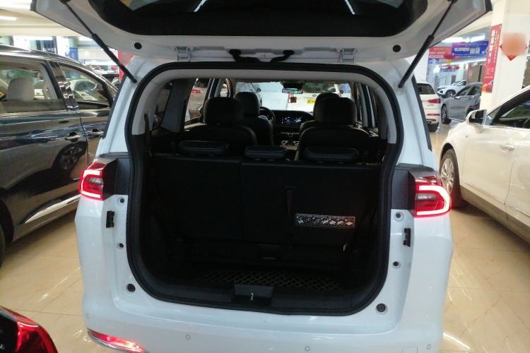 Used GAC Trumpchi M6 2021 270T DCT Prestige Edition (7-seater)