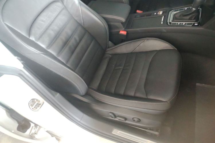 Used Volkswagen FAW-Volkswagen CC 2023 380TSI Striking Edition
