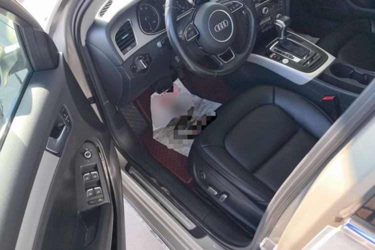 Used Audi A4L 2016 35 TFSI Collector's Edition Automatic Standard Model
