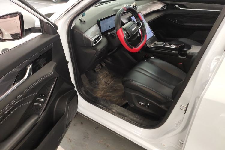 Used Dongfeng Aeolus Mage 2023 DH-i 1.5T Luxury Edition
