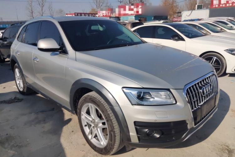 Used Audi Q5 2017 Plus 40 TFSI Technology Model

