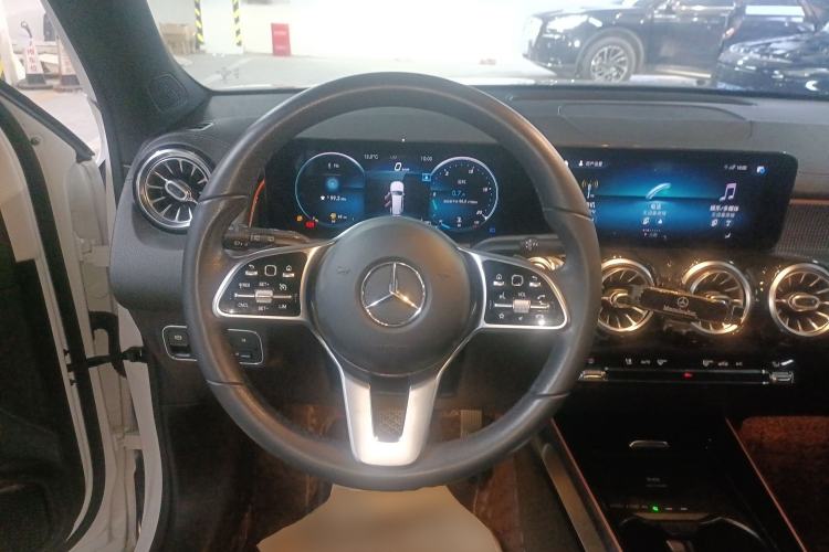 Used Mercedes-Benz GLB 2021 GLB 200 Dynamic Edition
