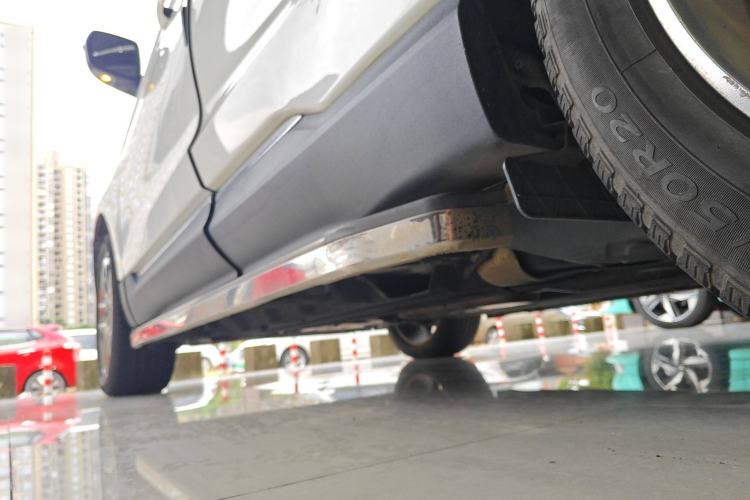 Used Ford Edge 2016 EcoBoost 245 Four-Wheel Drive Titanium 7-Seater
