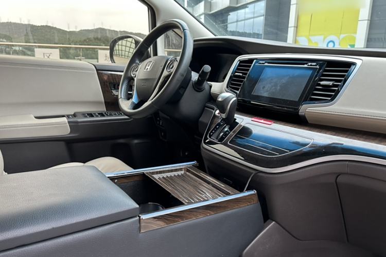 Used Honda Odyssey 2015 2.4L Smart Edition
