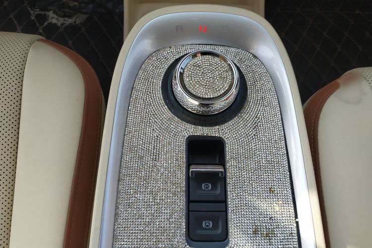 Used ORA Good Cat 2022 Morandi Edition 400km Standard Range Premium Version Lithium Iron Phosphate