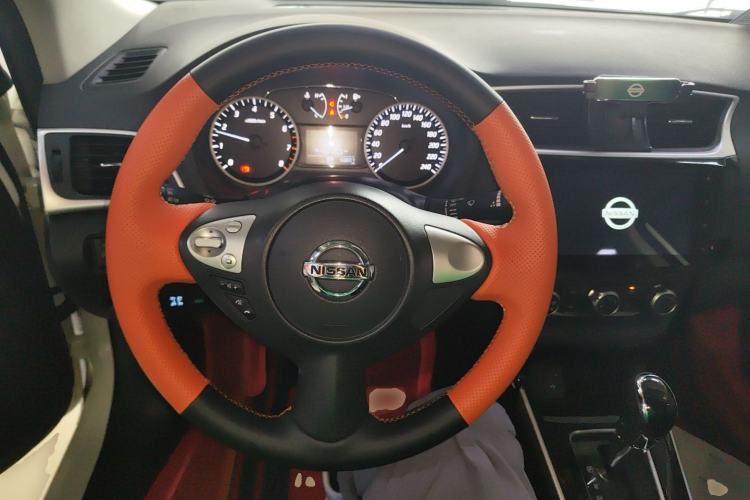 Used Nissan Sylphy 2019 1.6XV CVT Smart Connect Luxury Edition China VI Standard
