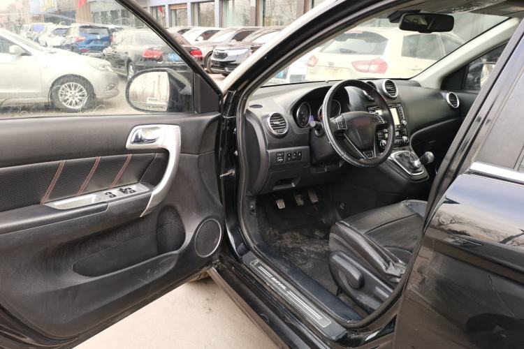 Used Haval H6 2013 Upgraded Model 1.5T Manual Two-Wheel Drive Elite Version