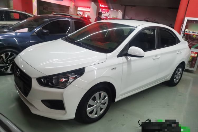 Used Hyundai Verna 2017 1.4L Manual Refreshed Version China V Standard
