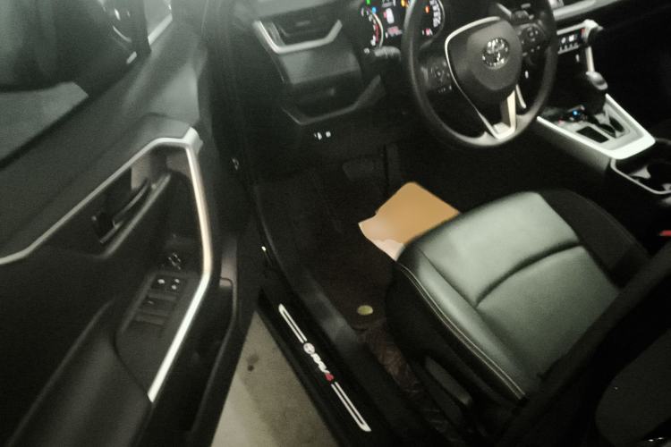 Used Toyota RAV4 2023 2.0L CVT Two-Wheel Drive Urban Edition
