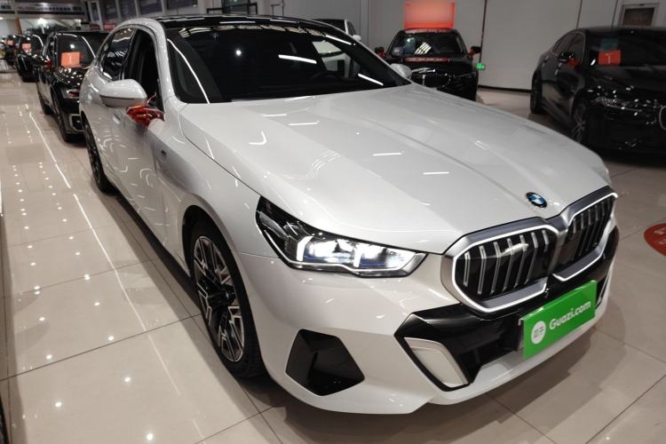 Used BMW 5 Series 2024 530Li Luxury Edition M Sport Package