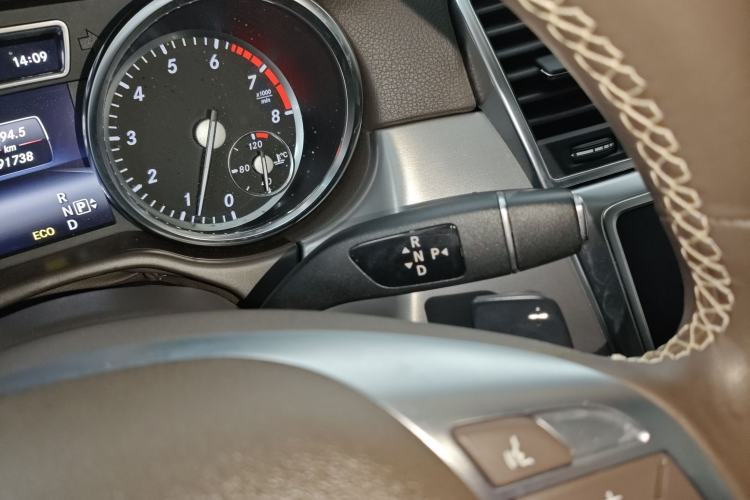 Used Mercedes-Benz M-Class 2014 ML 320 4MATIC