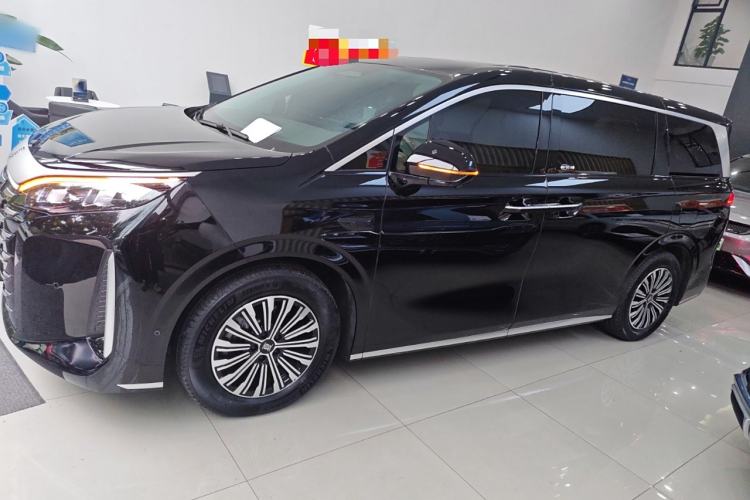 Used BYD Xia 2025 DM-i 1.5T 180km Excellence Model
