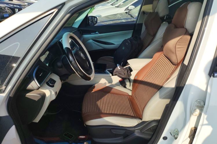 Used Buick GL6 2018 18T 5-Seater Elite Version
