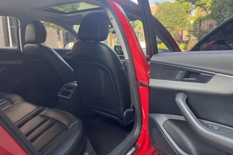 Used Audi A4L 2018 30th Anniversary Edition 40 TFSI Trendy Model
