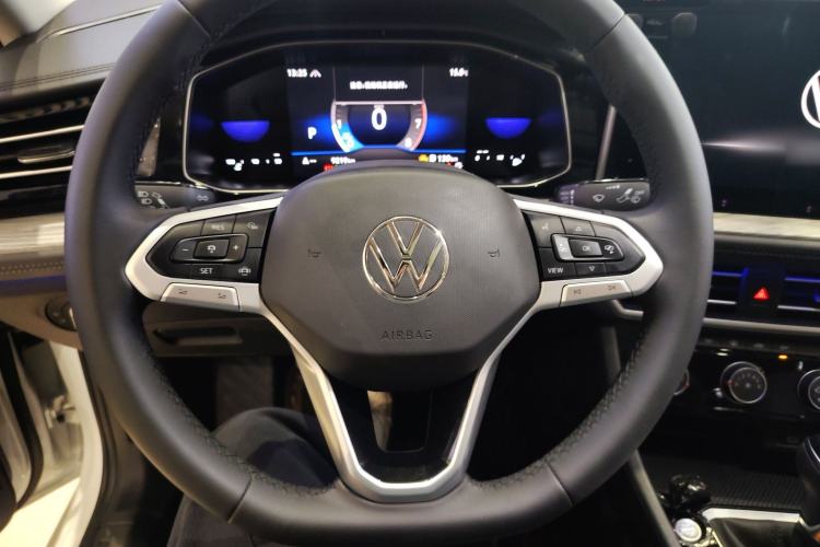 Used Volkswagen Sagitar 2025 Revised Version 2 300TSI DSG Excellence Edition
