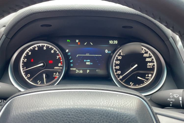 Used Toyota Camry 2023 2.0G Luxury Edition
