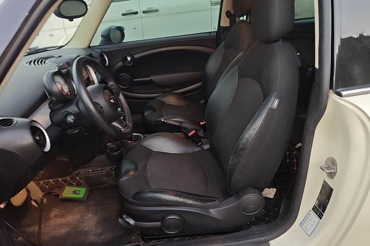 Used  Clubman 2011 1.6L COOPER Fun