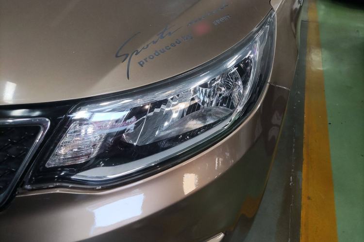 Used Kia K2 2015 Sedan 1.4L MT GLS
