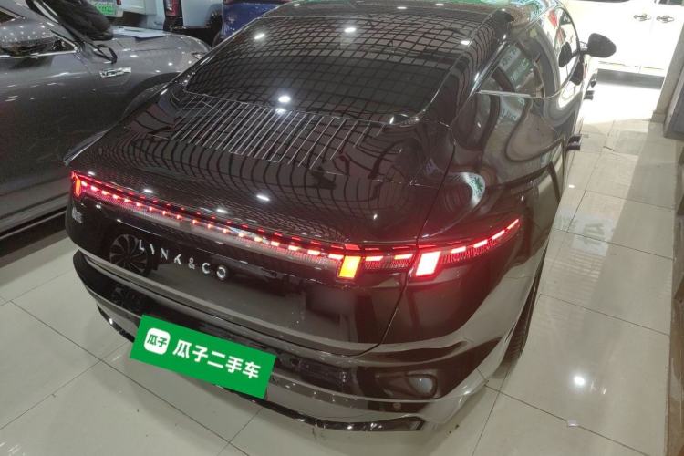 Used Lynk & Co Z10 2025 71 kWh 602 km Range Rear-Wheel Drive Pro