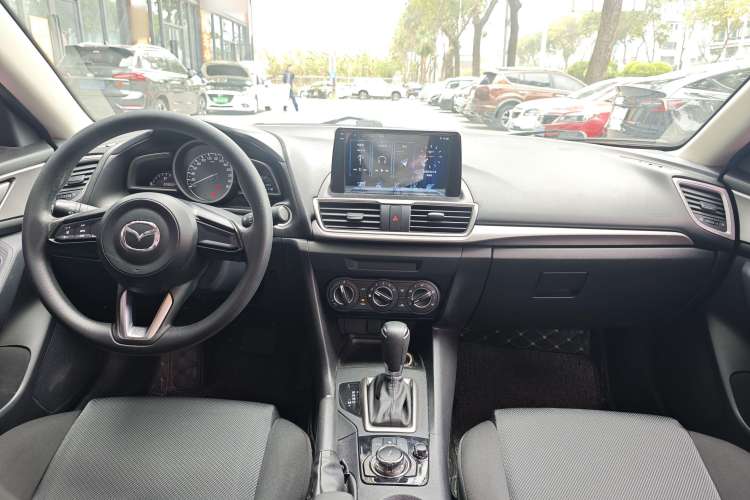 Used Mazda Mazda 3 Axela 2017 Sedan 1.5L Automatic Comfort Model China VI Standard