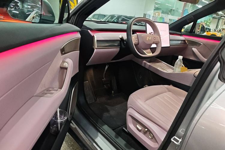 Used ONVO L60 2024 60 kWh Rear-Drive Version
