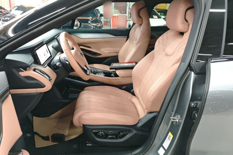 Used BYD Song L EV 2025 Intelligent Driving Version 662 km LiDAR Excellence Edition
