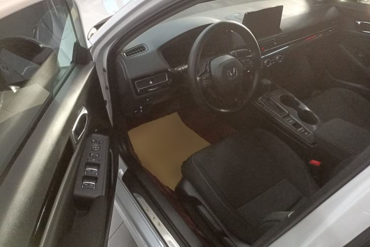 Used Honda Civic 2023 240TURBO CVT Dynamic · Center Stage Special Edition