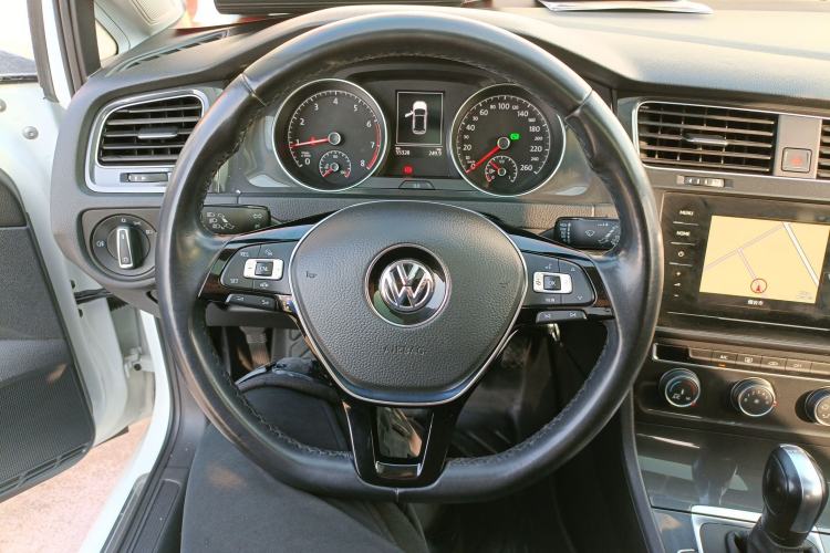 Used Volkswagen Golf 2020 200TSI DSG Comfortable and Ambitious Edition