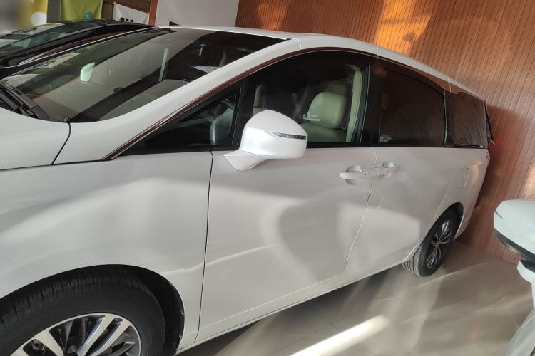 Used Buick GL8 2021 ES Land Cruiser 653T Luxury Edition
