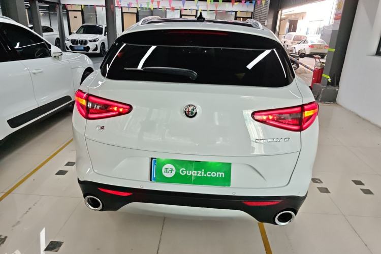 Used Alfa Romeo Stelvio 2017 2.0T 200HP Luxury Edition