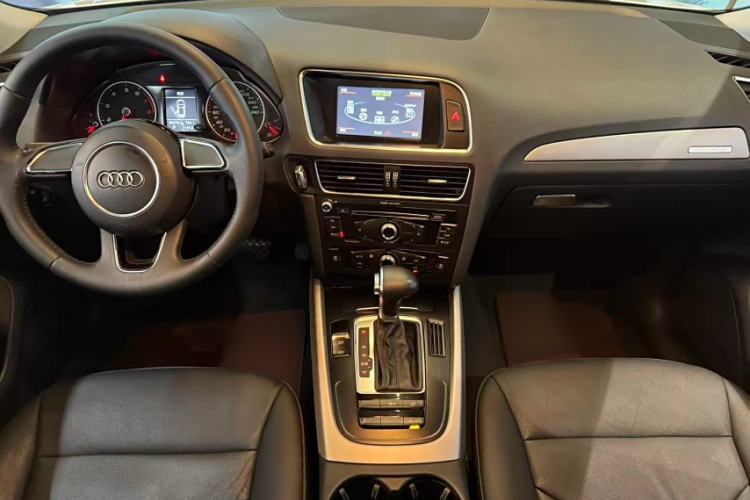 Used Audi Q5 2015 40 TFSI Trendy Edition
