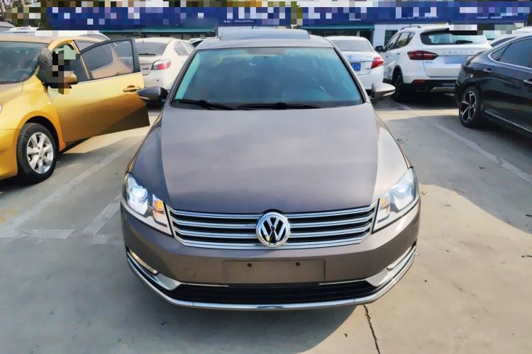 Used Volkswagen Magotan 2015 1.8TSI Luxury Model
