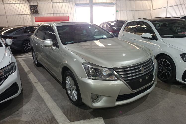 Used Toyota Crown 2012 2.5L Royal Leather Edition