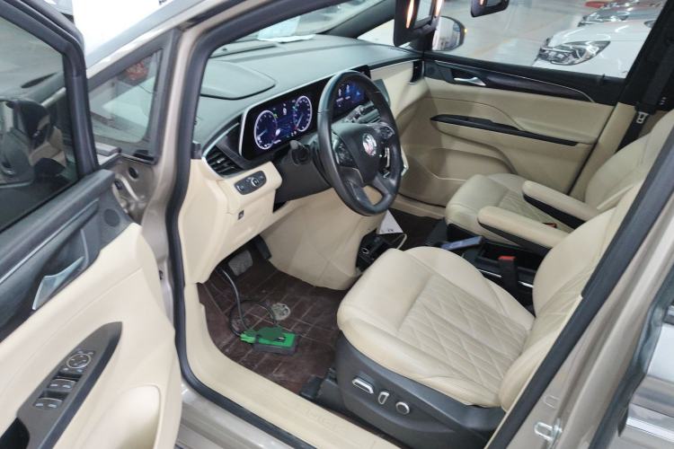 Used Buick GL8 2022 ES Land Cruiser 653T Luxury Model
