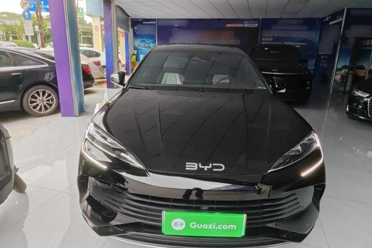 Used BYD Seal 2023 DM-i 1.5T 121km Prestige Model
