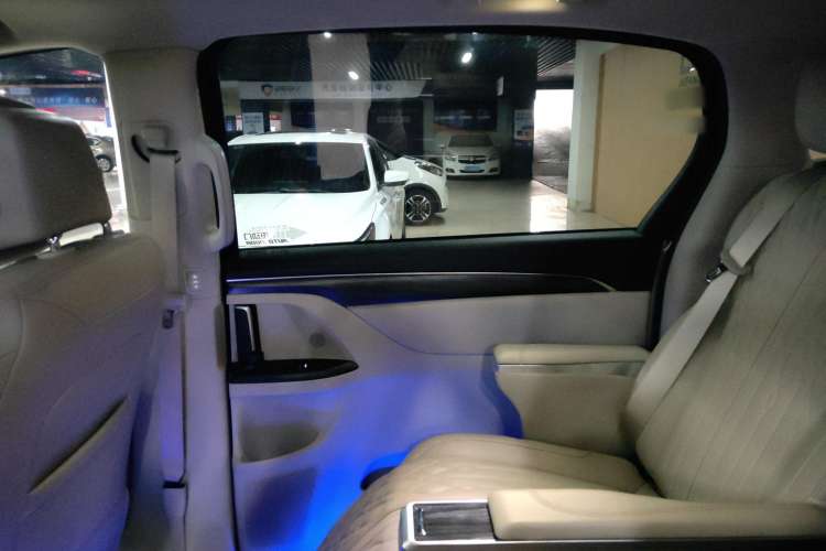 Used Buick GL8 2021 ES Landtrek 653T Comfort Edition
