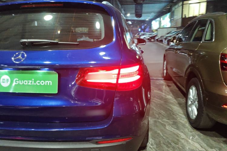 Used Mercedes-Benz GLC 2016 GLC 260 4MATIC Luxury Model