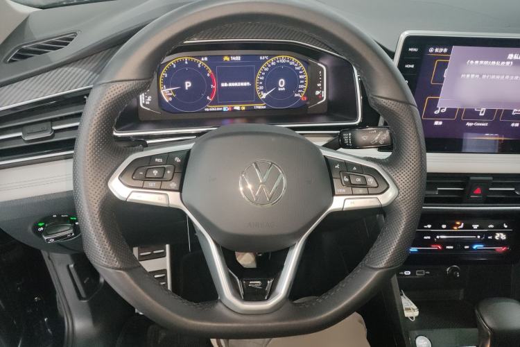 Used Volkswagen Tiguan L 2024 330TSI Automatic Two-Wheel Drive R-Line Enhanced Edition