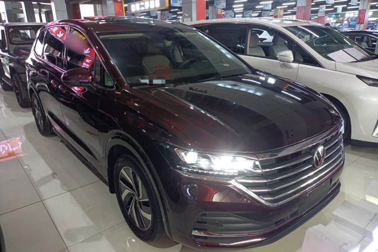 Used Volkswagen Viloran 2022 380TSI Luxury Edition
