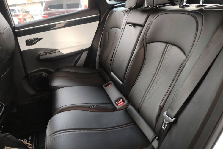 Used  L7 2023 1.5T 55km PRO
