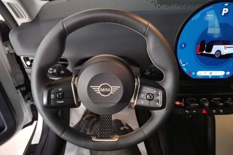 Used  Electric MINI COOPER 2024 456km COOPER E Classic Edition
