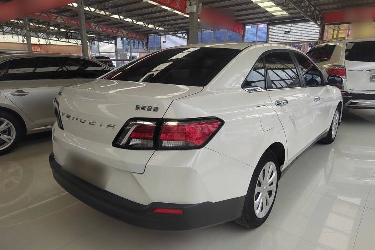 Used Venucia D60 2019 100 000 Glory 1.6L Entry Manual ChenShang Edition China VI
