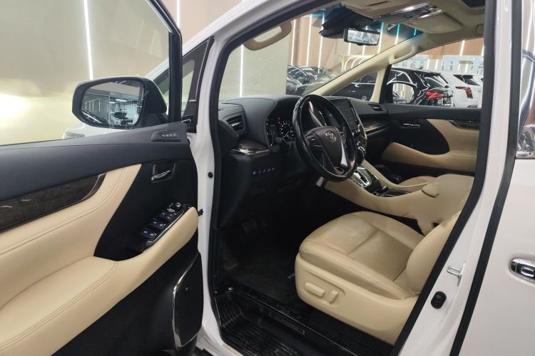 Used Toyota Alphard 2020 Dual-Engine 2.5L Prestige Edition

